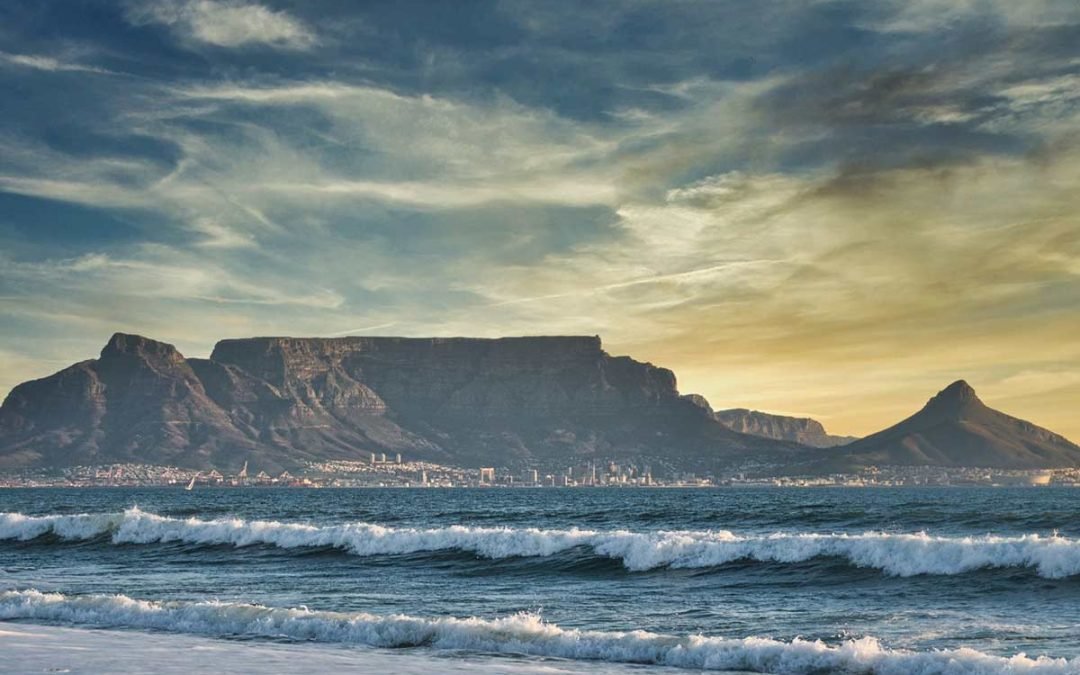 TABLE MOUNTAIN AND ROBBEN ISLAND